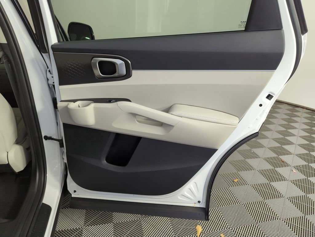 New 2026 Glacial White Pearl Kia S image 31