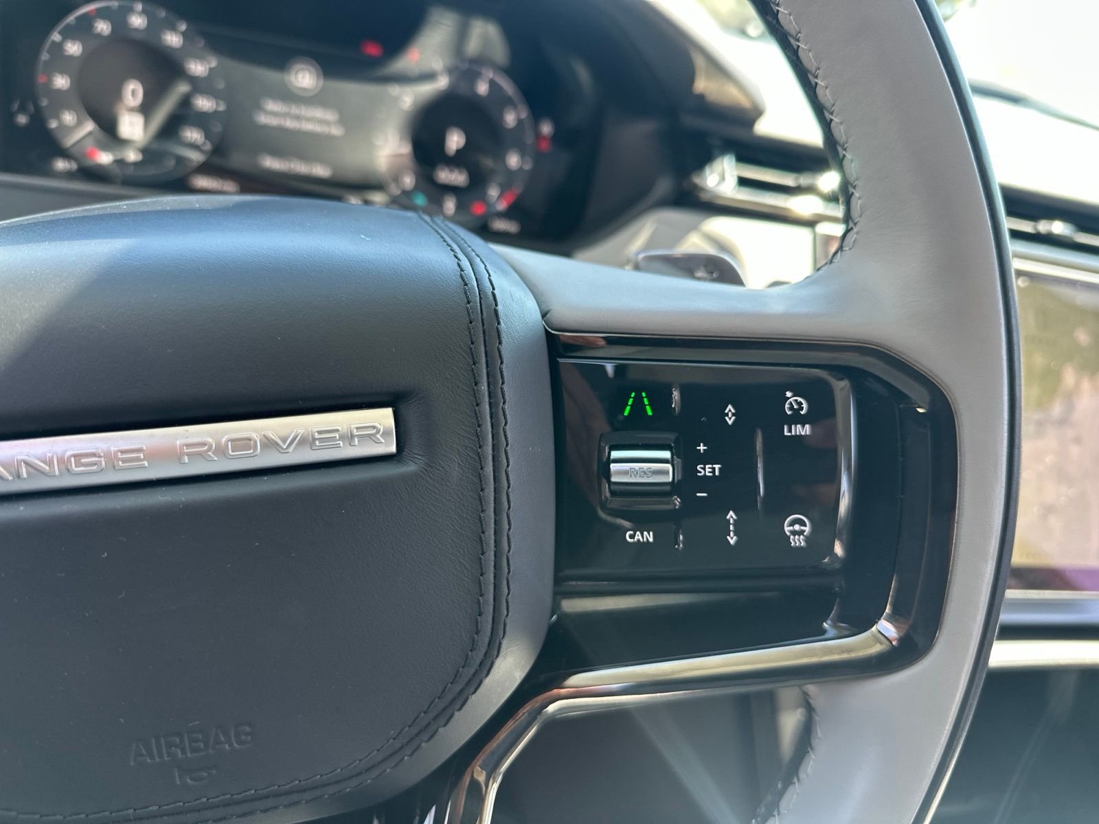 Certified Used 2024 Fuji White Land Rover S image 17