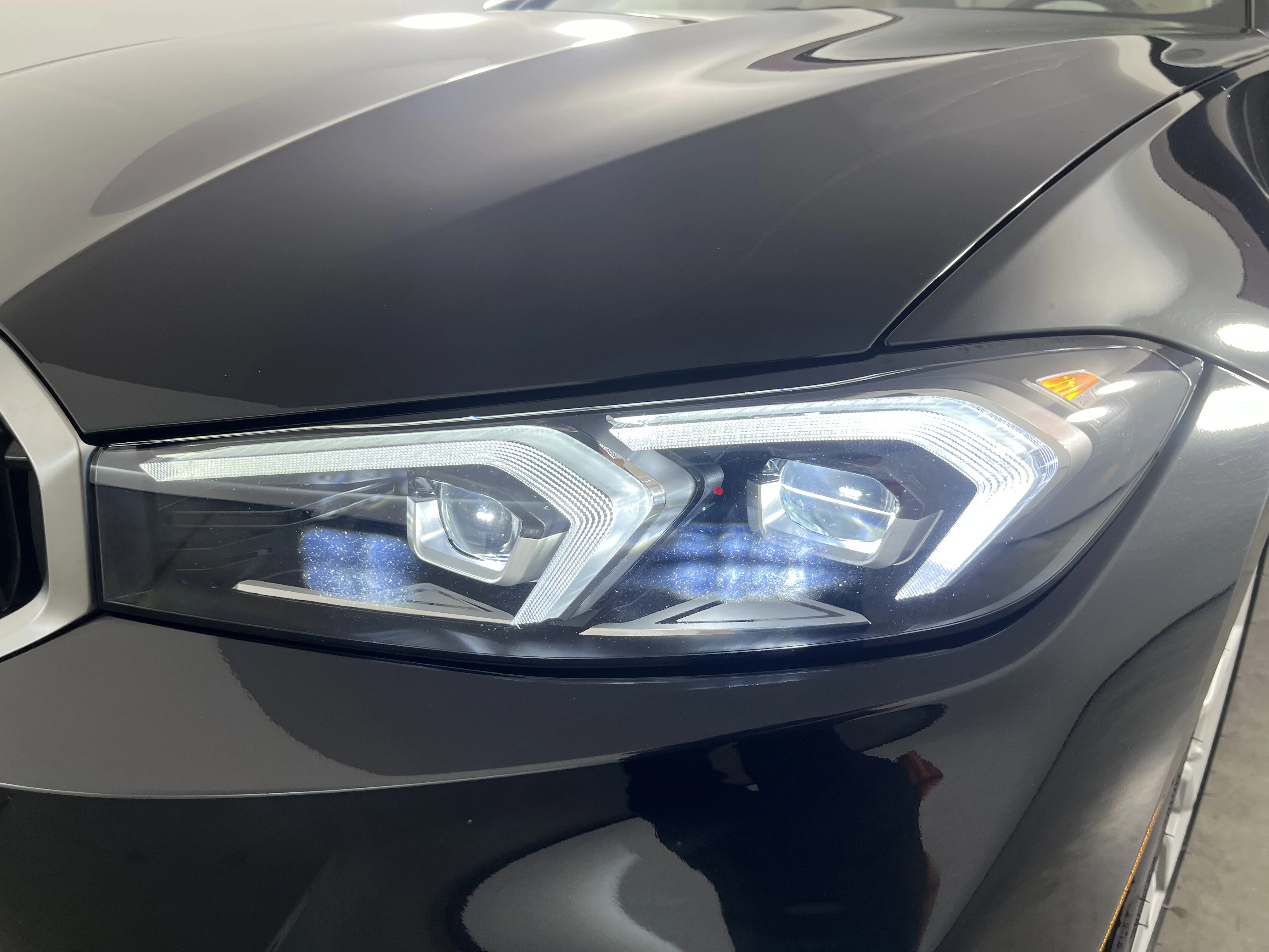 Used 2023 Black Sapphire Metallic BMW 330i xDrive image 26