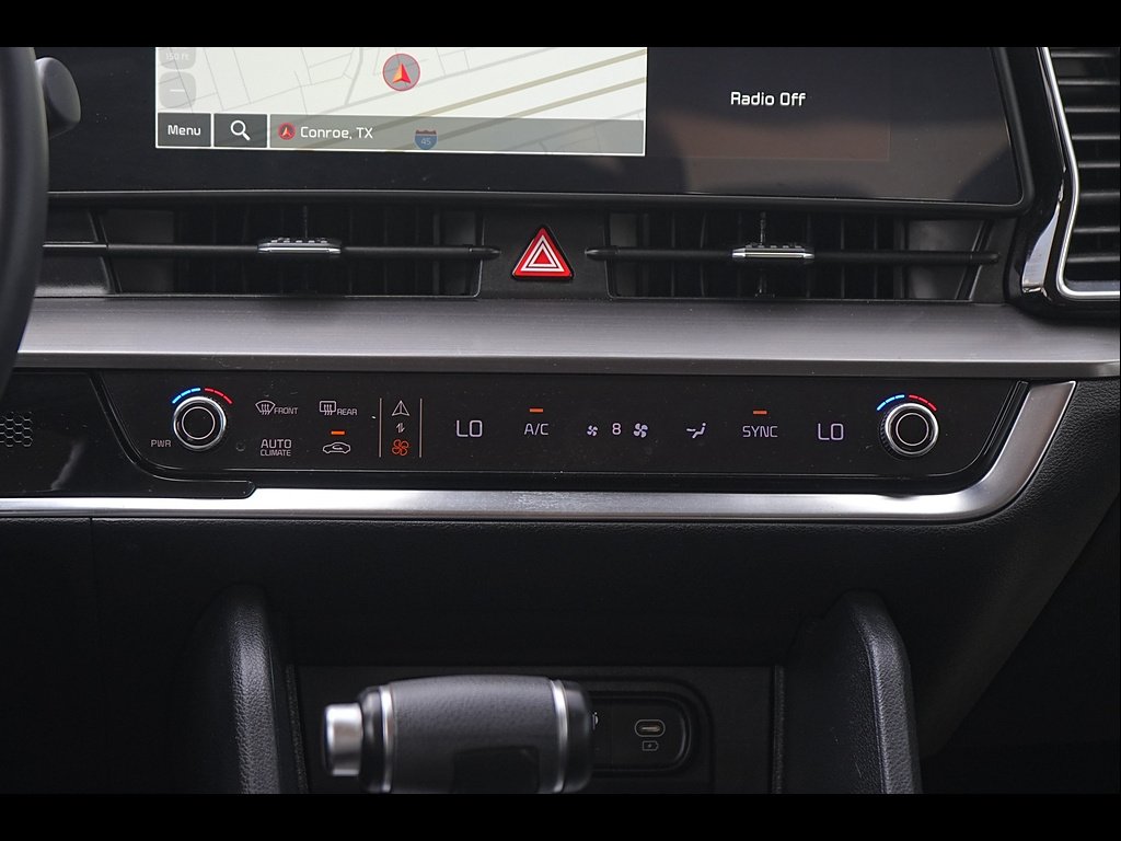 Used 2024 Glacial White Pearl Kia EX image 23