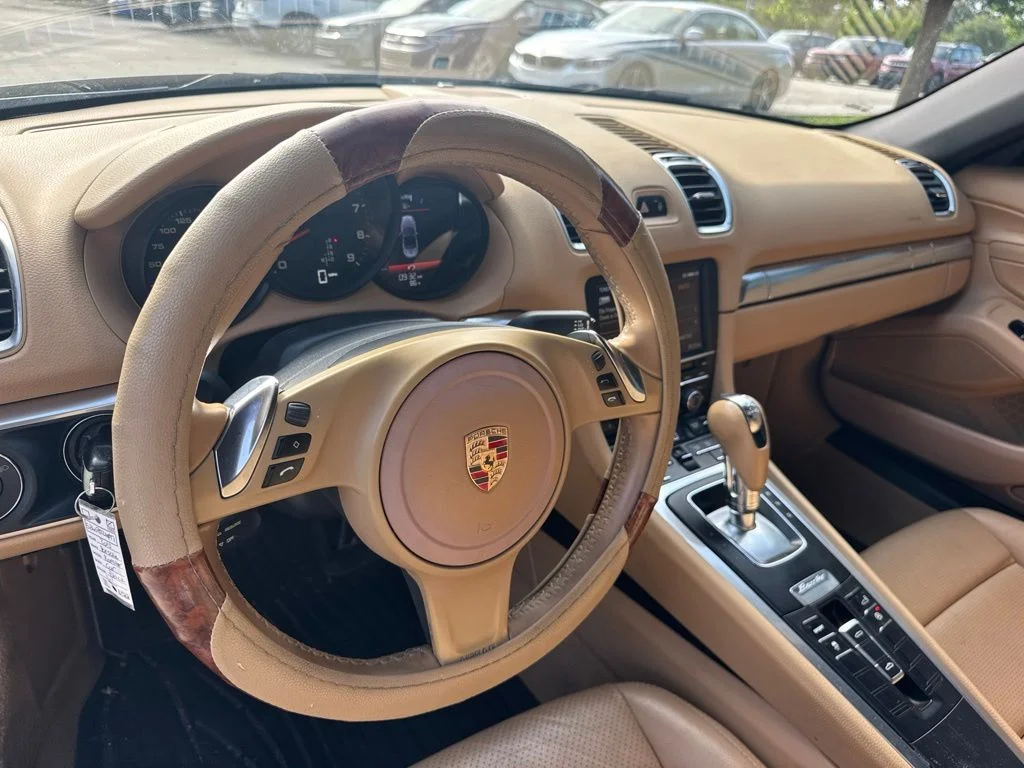 Used 2013 Black Porsche Base image 9