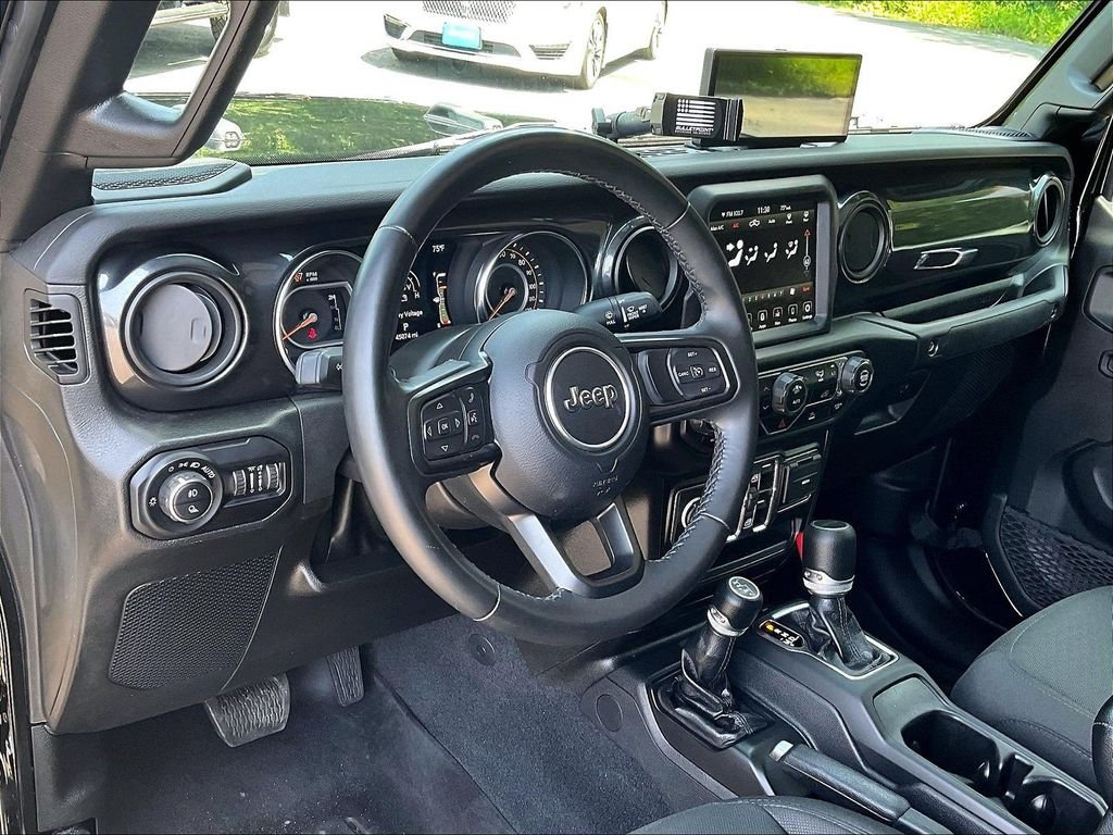 Used 2022 Black Jeep Sport image 6