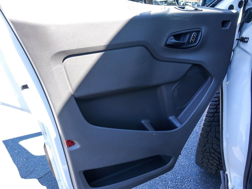 Used 2025 Oxford White Ford Base image 23