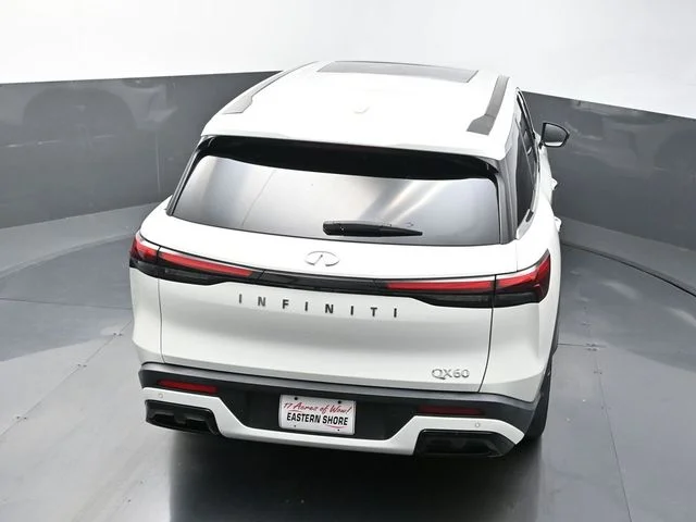 Used 2024 White INFINITI PURE image 57