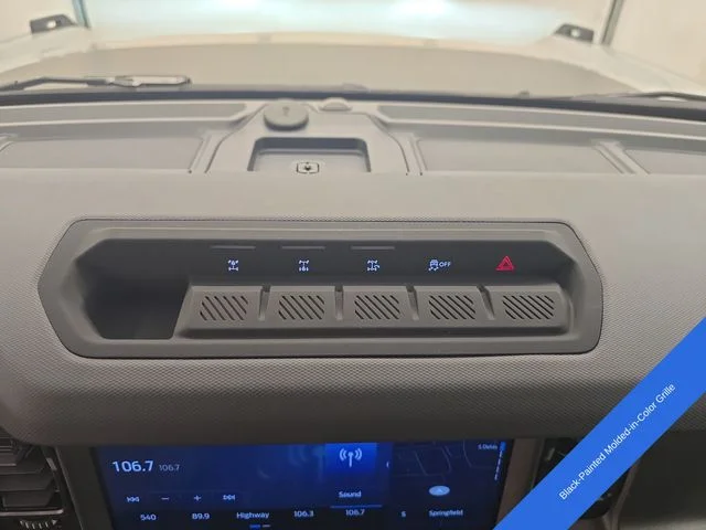 New 2026 Avalanche Gray Ford Badlands® image 27