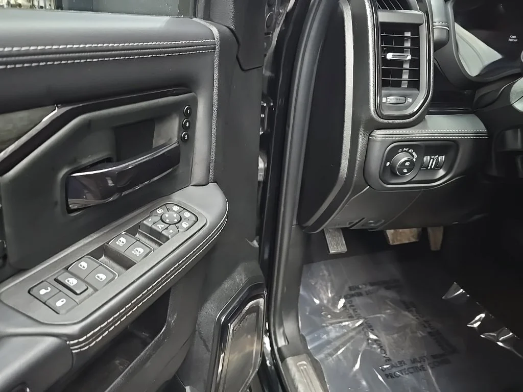 Used 2025 Black Ram Limited image 27
