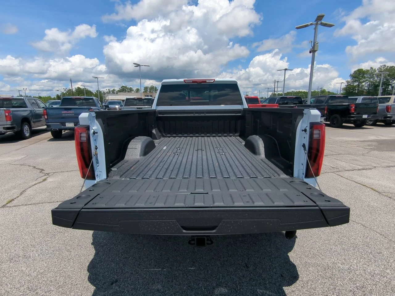 2026 GMC Sierra 3500HD Denali - Photo 12