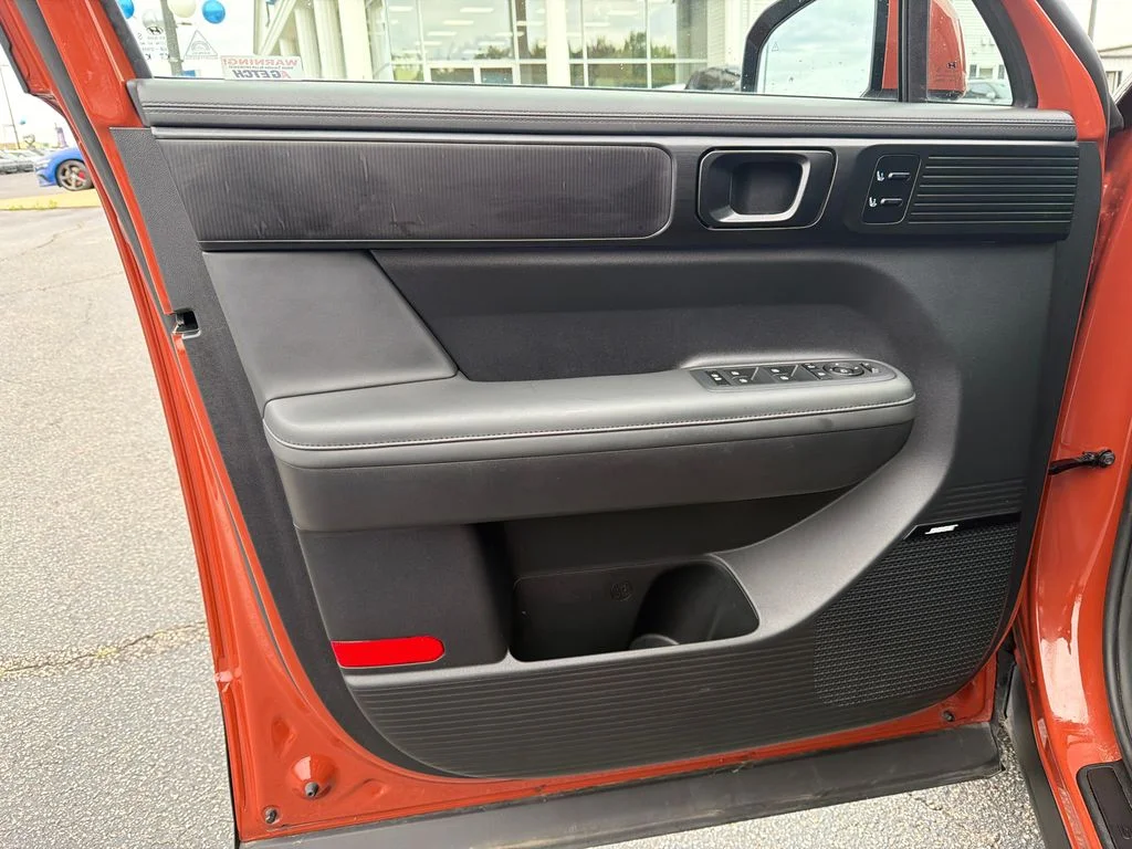 Used 2024 Orange Hyundai Calligraphy image 10