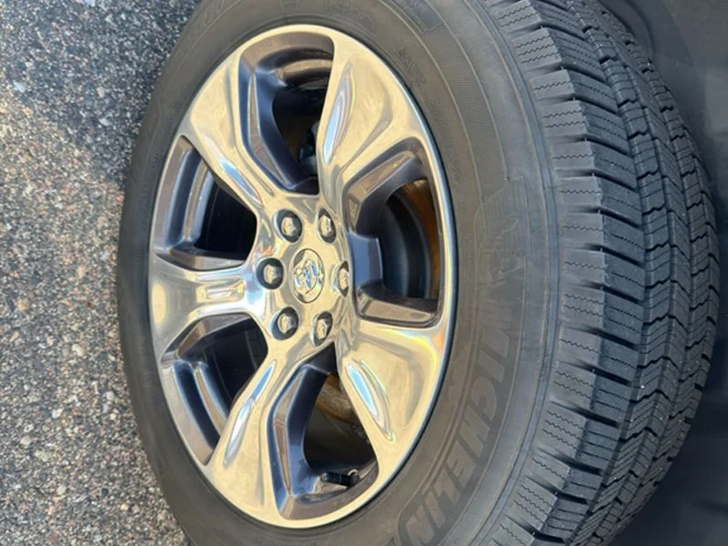 Used 2020 Maximum Steel Metallic Clearcoat Ram Laramie image 28