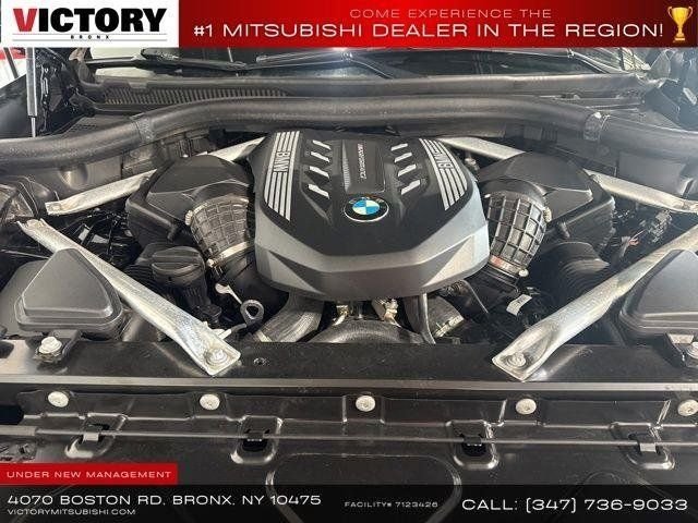 Used 2021 Black BMW M50i image 36