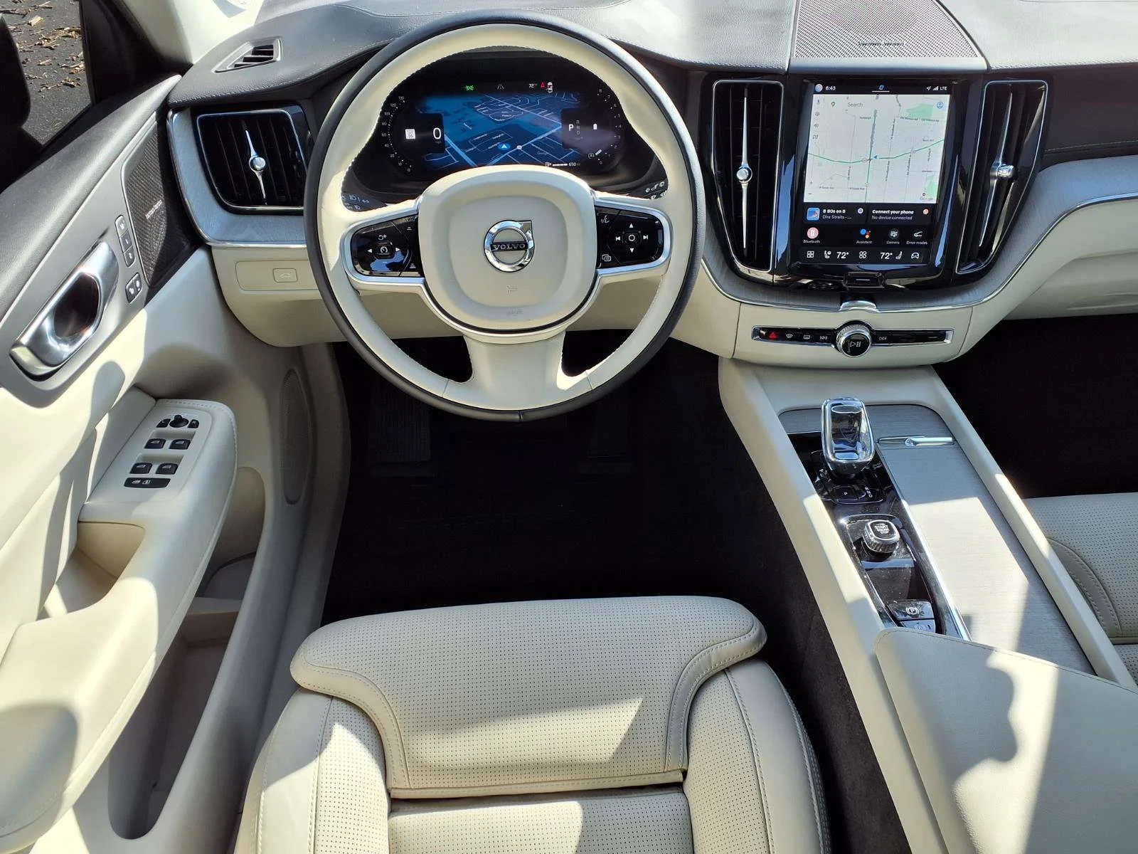 Used 2025 Bright Dusk Metallic Volvo Ultra image 5