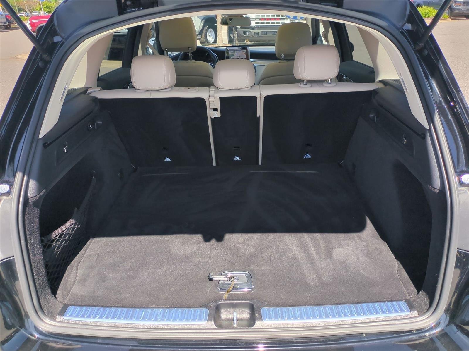 Used 2017 Black Mercedes-Benz GLC 300 image 36