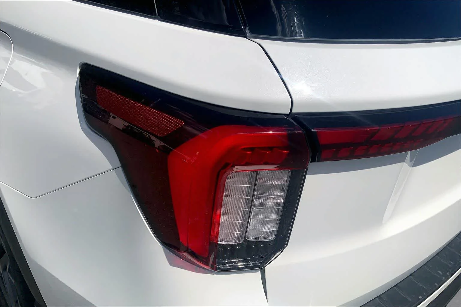 New 2026 Star White Metallic Tri-Coat Ford ST image 5