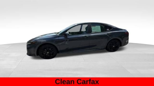Used 2026  Toyota SE image 3