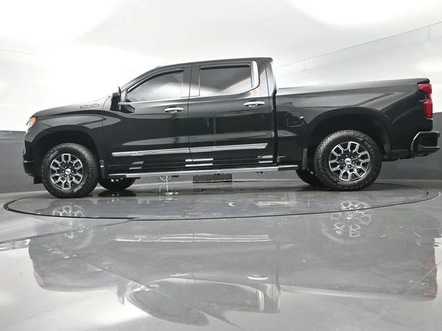 Used 2023 Black Chevrolet High Country image 47