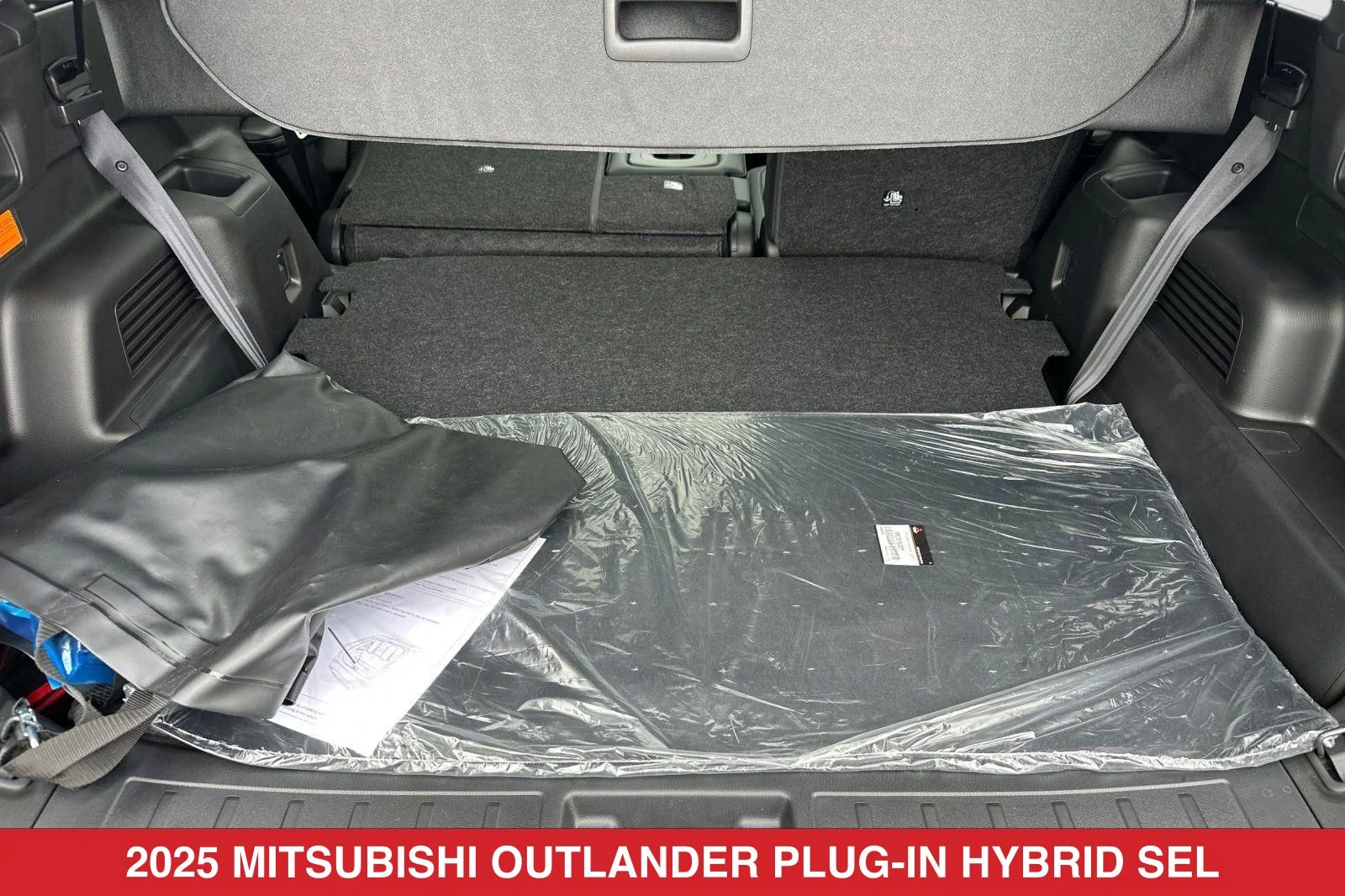 2025 Mitsubishi Outlander Plug-in Hybrid SEL Black Edition - Photo 15