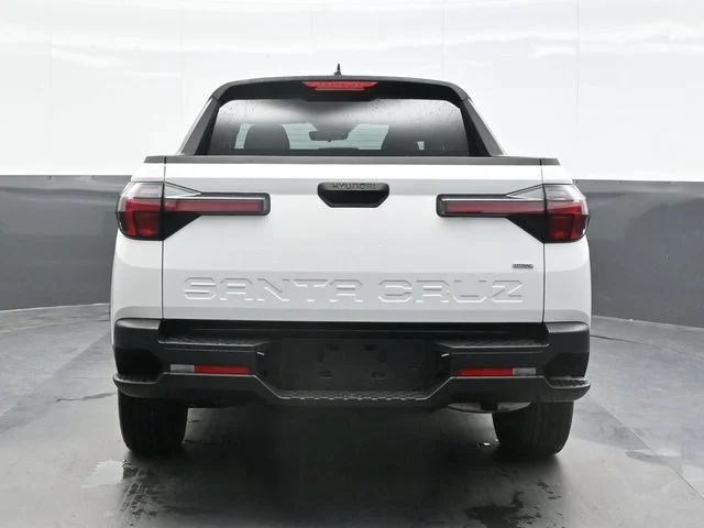 New 2026 White Hyundai SE image 2