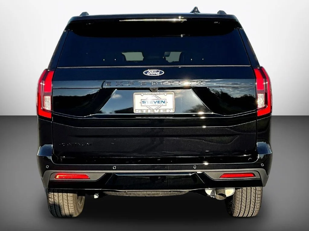 New 2027 Agate Black Metallic Ford Platinum image 4