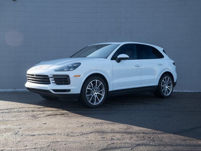 2023 Porsche Cayenne Platinum Edition