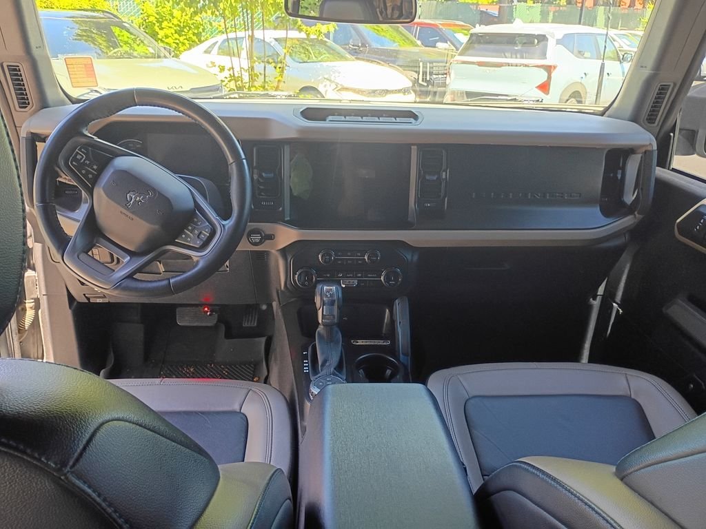 Used 2022 Gray Metallic Ford Wildtrak image 18