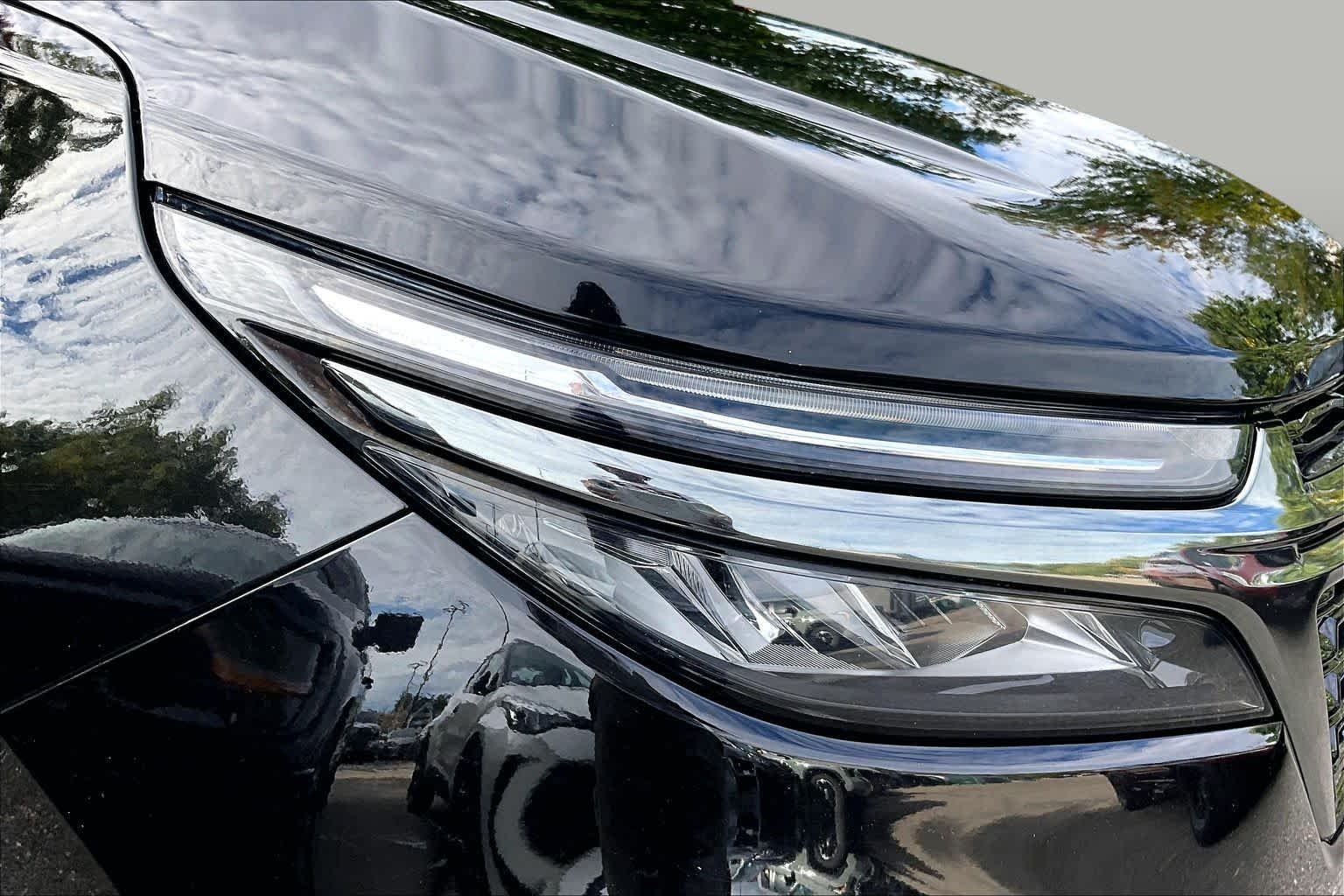 Used 2023 Mosaic Black Metallic Chevrolet RS image 25