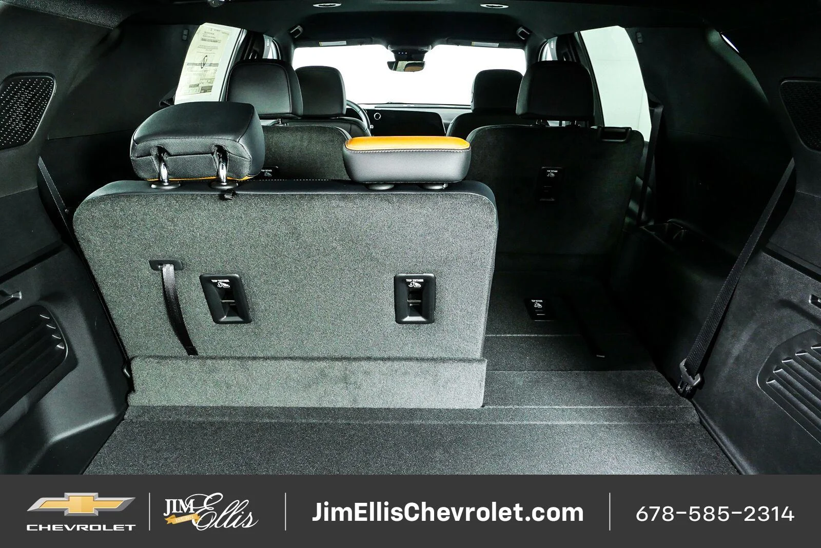 New 2027 Sterling Gray Metallic Chevrolet Z71 image 31
