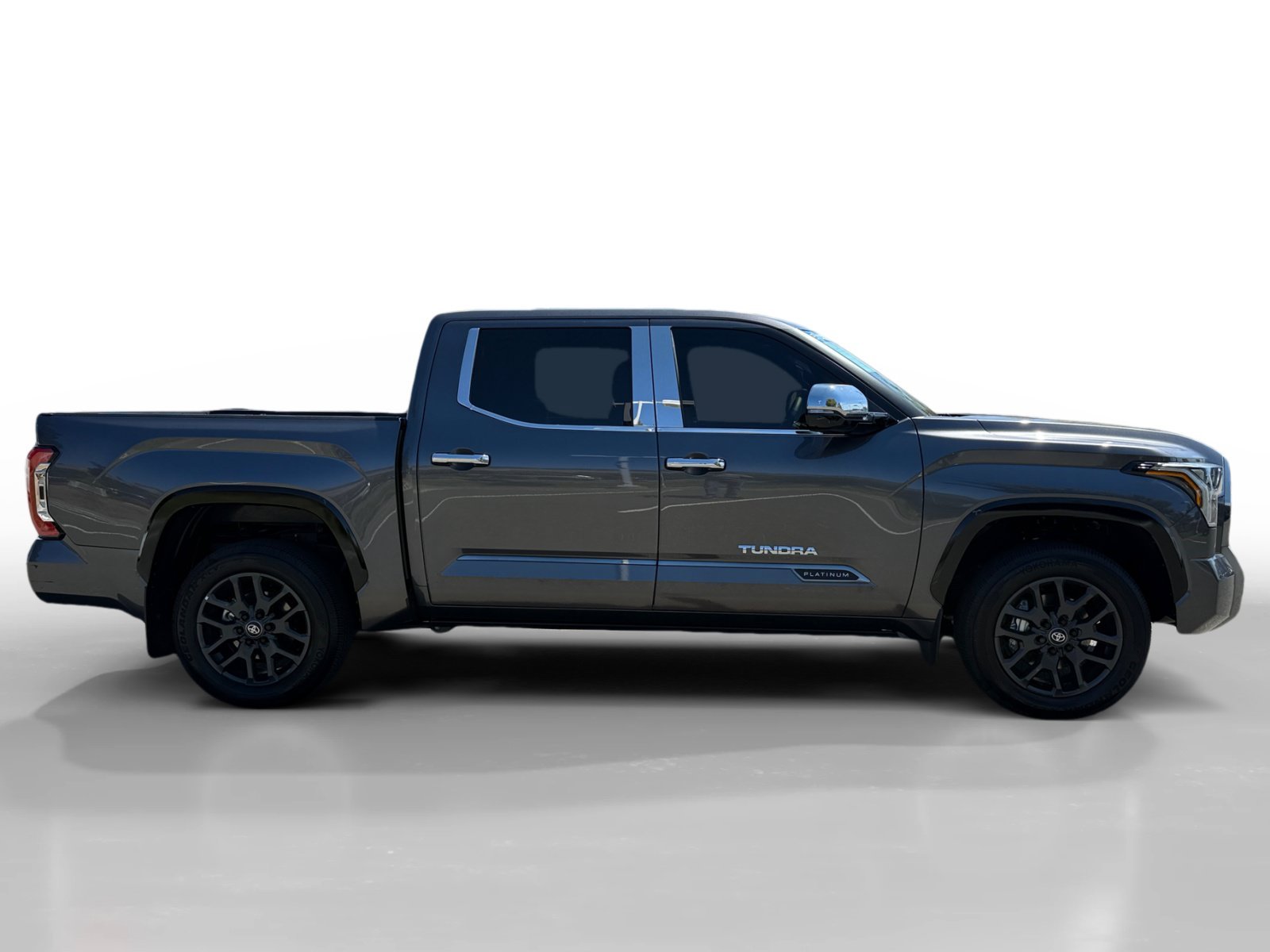 Used 2025 Magnetic Gray Metallic Toyota Platinum image 6