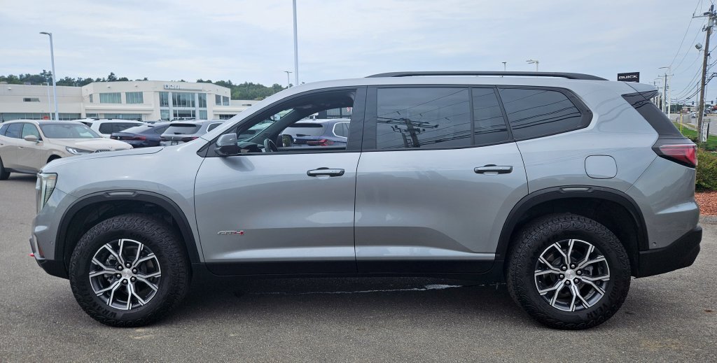 2026 GMC Acadia AT4 - Photo 4