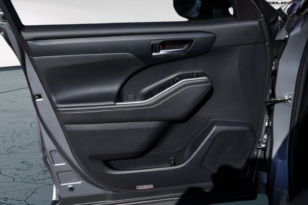 2026 Toyota Highlander XLE - Photo 27