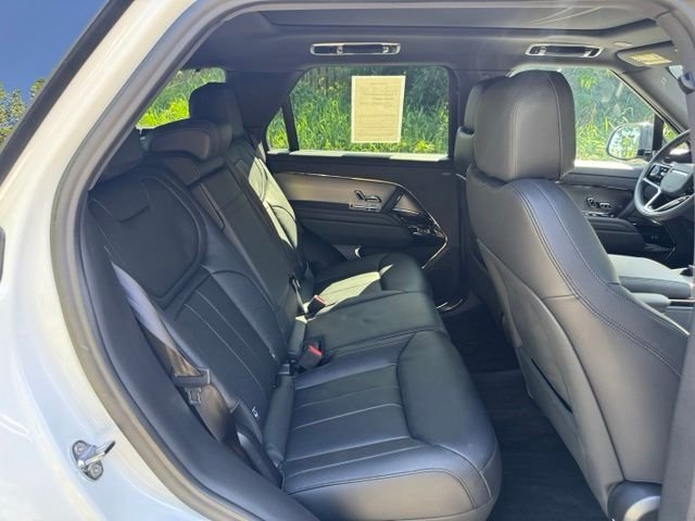 Certified Used 2025 Fuji White Land Rover S image 17