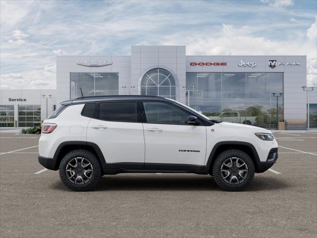 New 2026 Bright White Clear-Coat Exterior Paint Jeep Trailhawk image 47