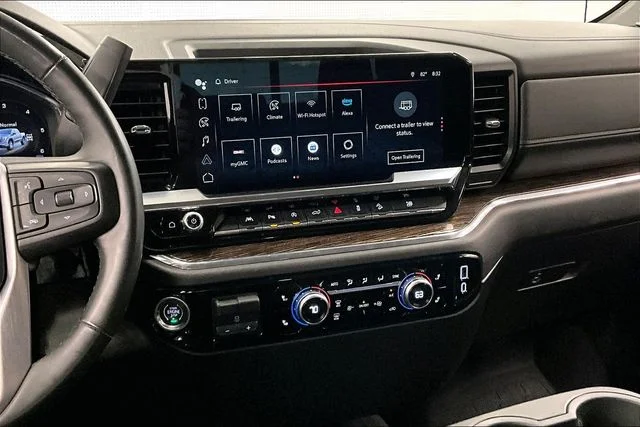 Used 2024 Summit White GMC SLE image 7