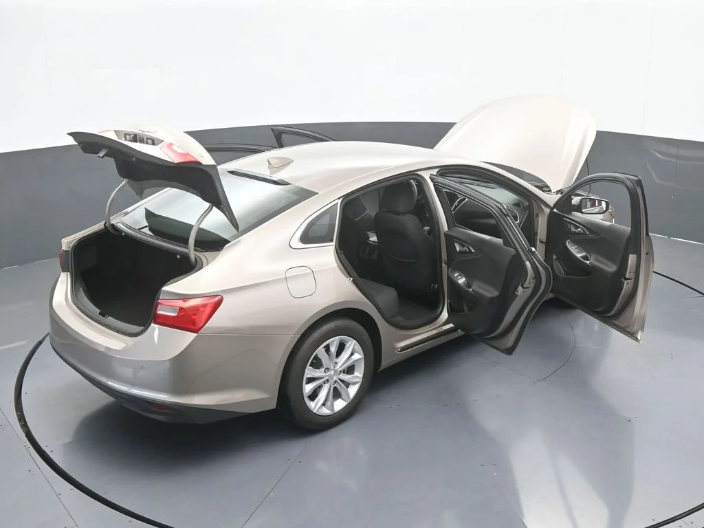 Used 2024 Mineral Gray Metallic Chevrolet LT image 67