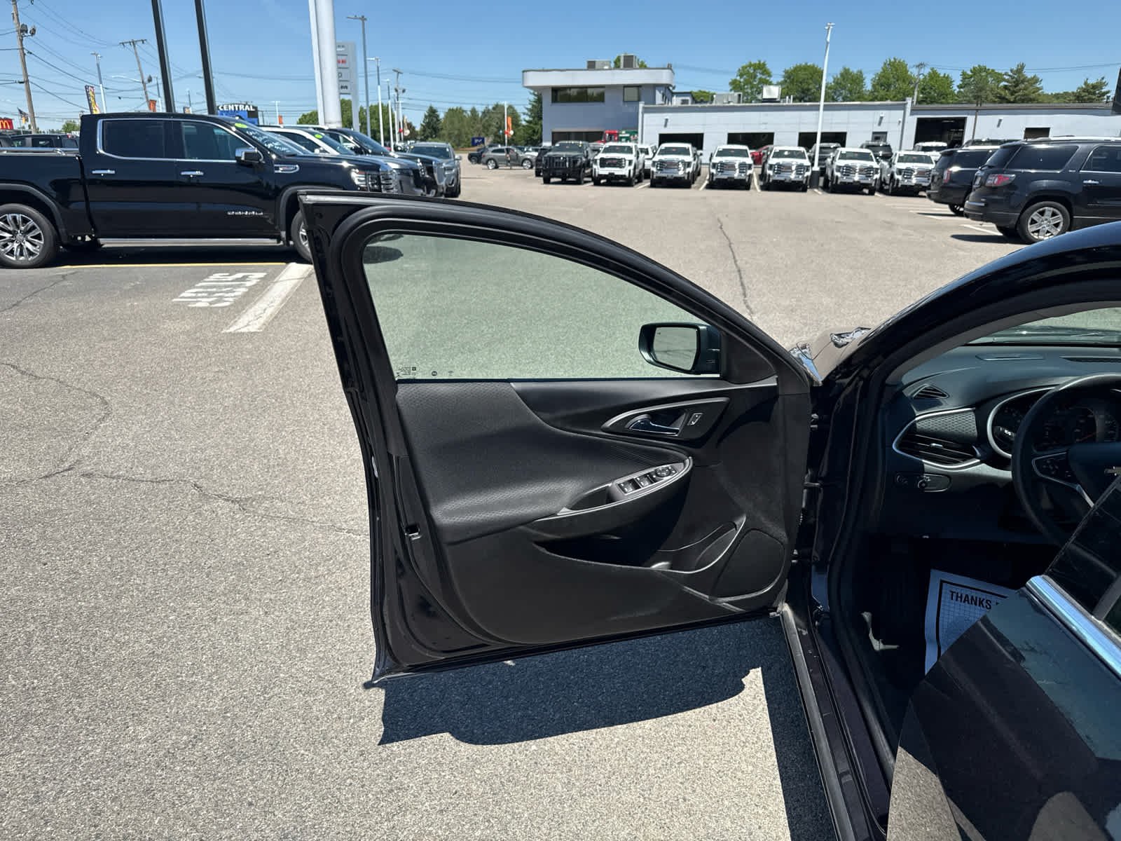 Used 2022 Dark Ash Metallic Chevrolet FL image 12