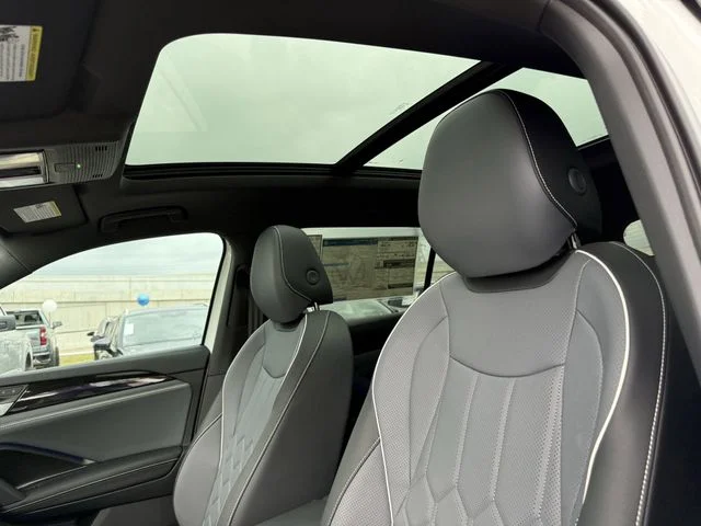 New 2026 White Volkswagen 2.0T SEL R-Line Turbo image 19