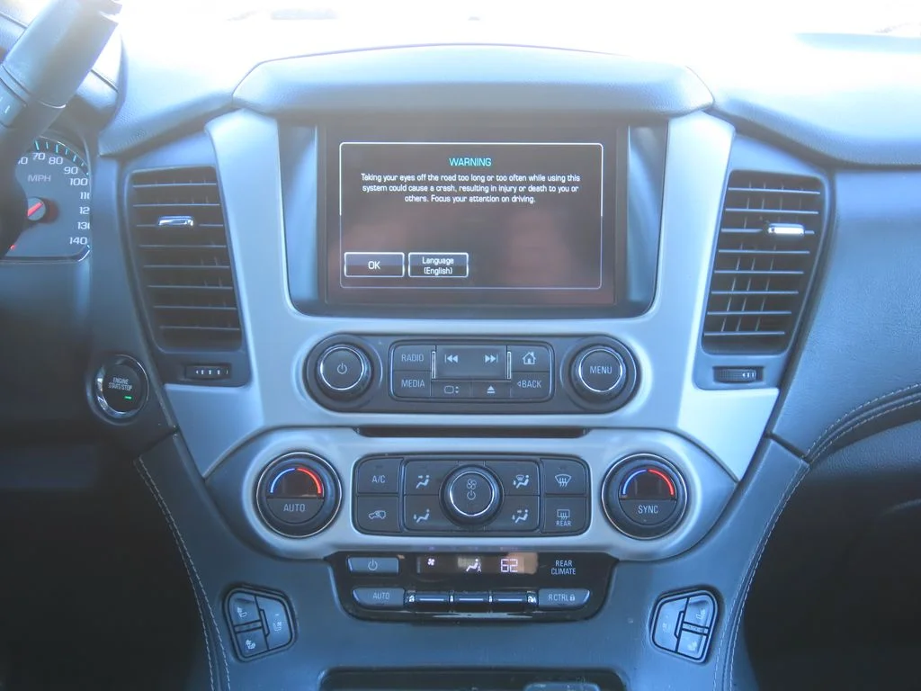 Used 2019 Silver GMC SLT image 8