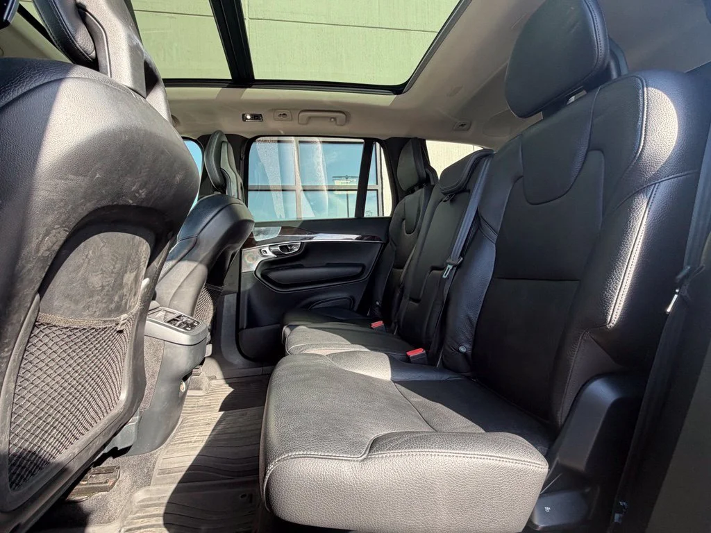 Used 2016 Black Volvo T6 Momentum image 10
