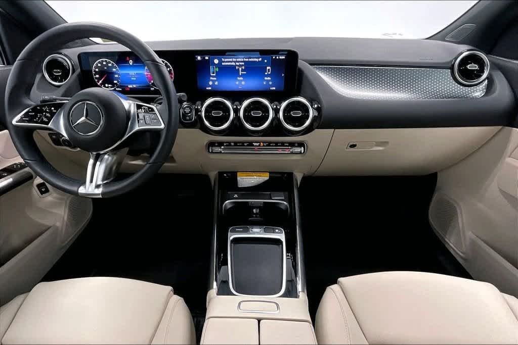 Certified Used 2026 Polar White Mercedes-Benz GLA 250 image 14