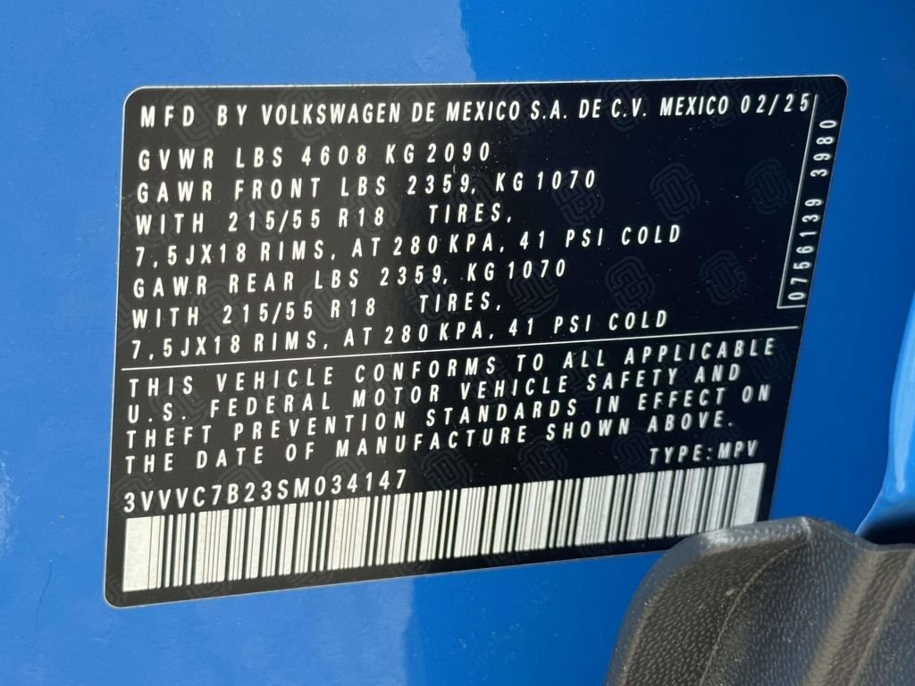 2025 Volkswagen Taos SE - Photo 31