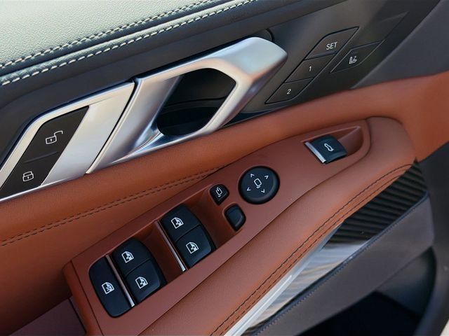 2026 BMW X5 M60i - Photo 23