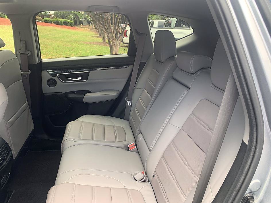 Used 2022 Lunar Silver Metallic Honda EX-L image 11