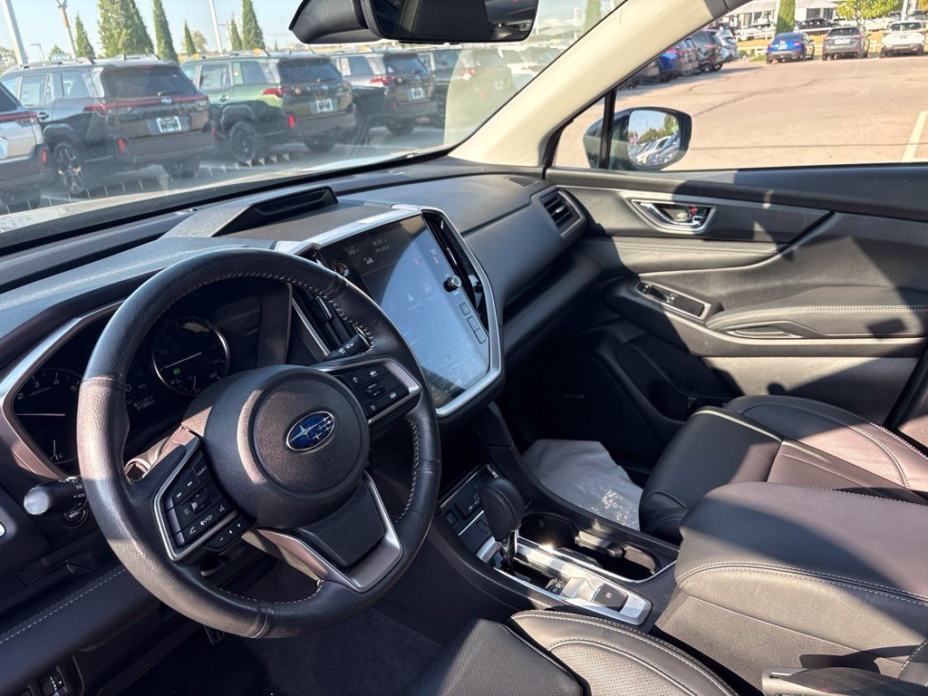 Used 2025 Gray Subaru Limited image 4