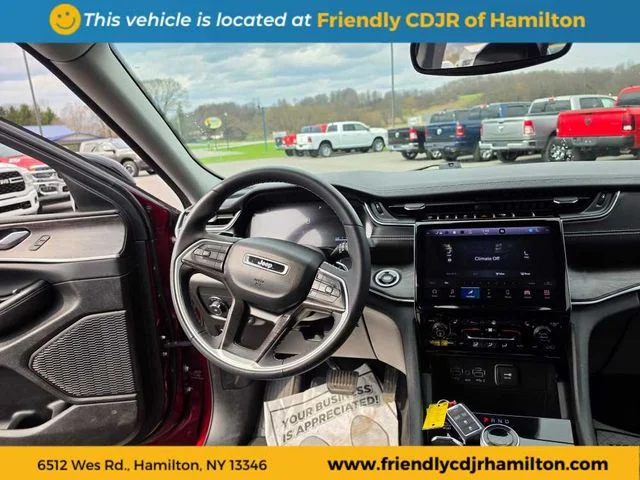 Used 2023 Red Jeep Limited image 17