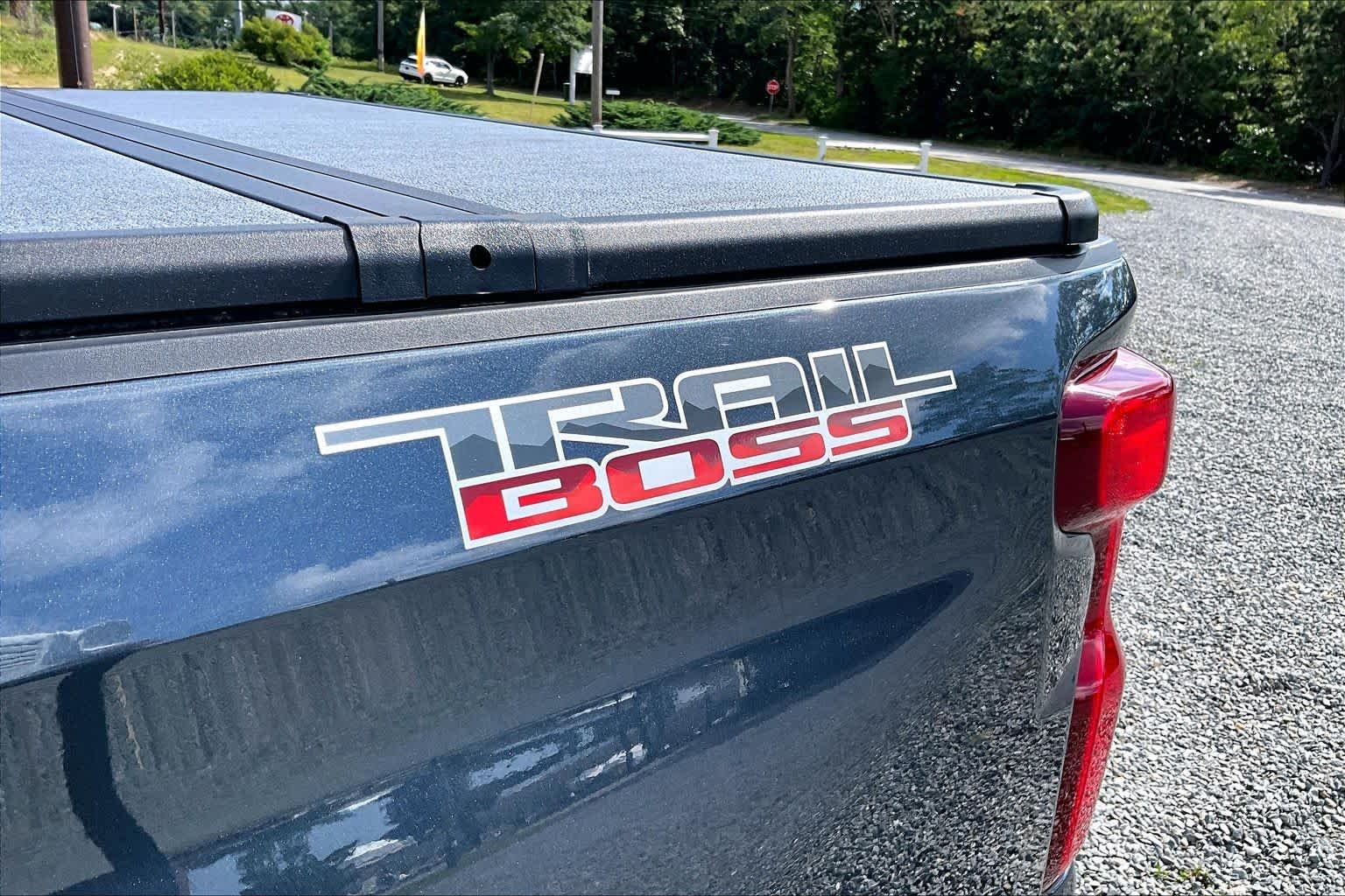 Used 2022 Shadow Gray Metallic Chevrolet LT Trail Boss image 10
