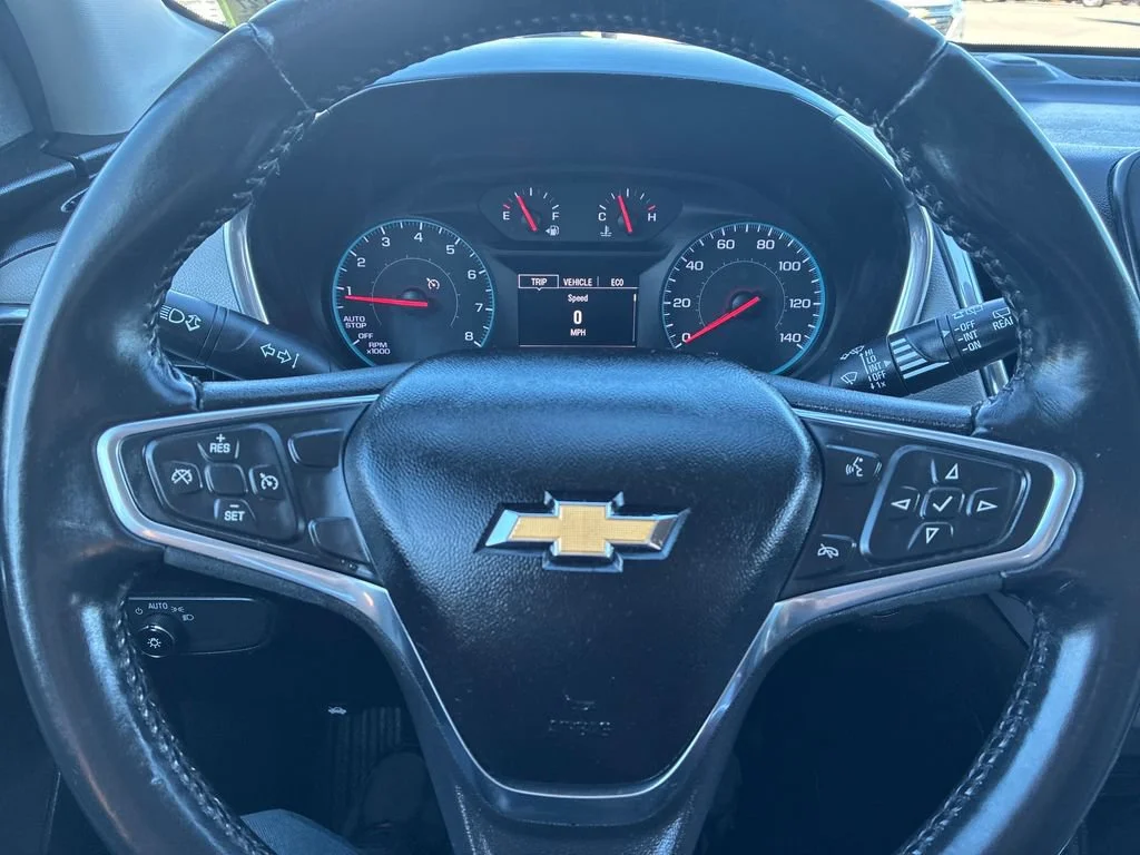 Used 2018 IVY METALLIC Chevrolet LT image 15