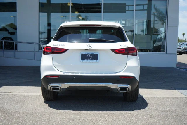 Used 2022  Mercedes-Benz GLA 250 image 7
