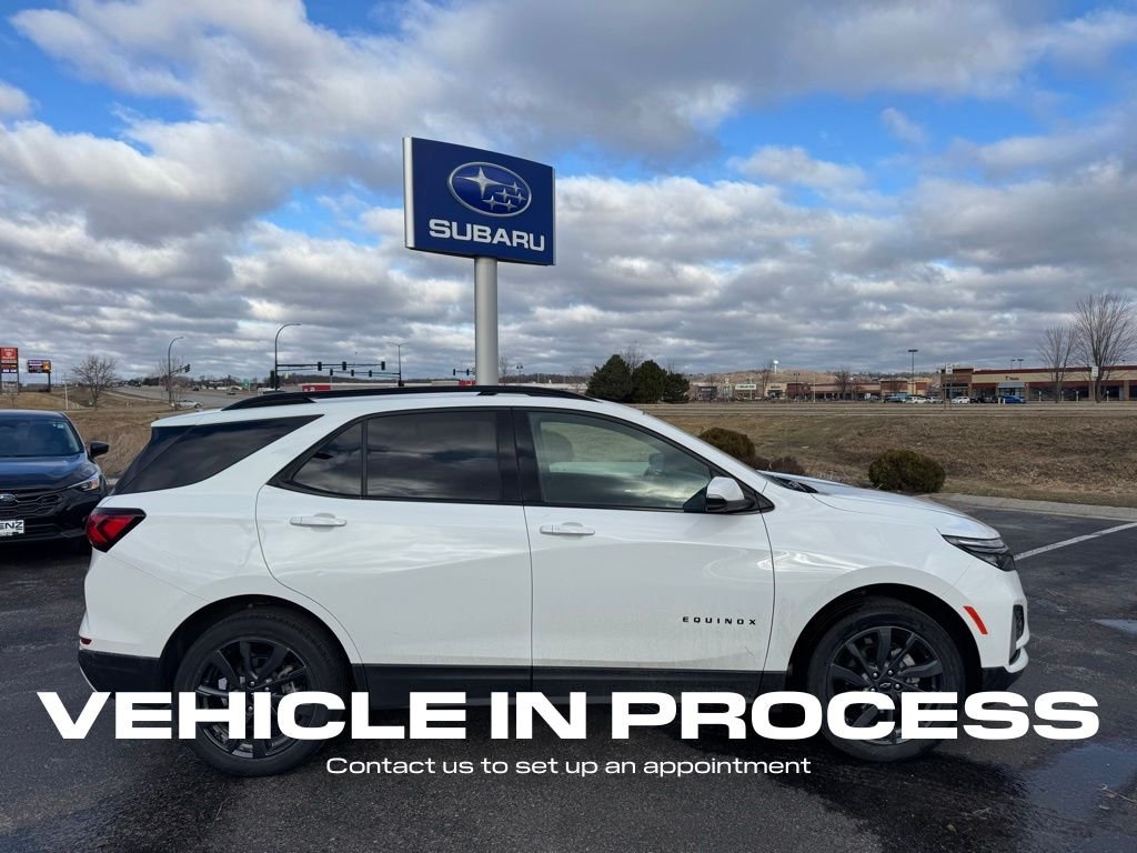 Used 2022 Chevrolet Equinox RS with VIN 2GNAXWEV6N6113755 for sale in Rochester, Minnesota