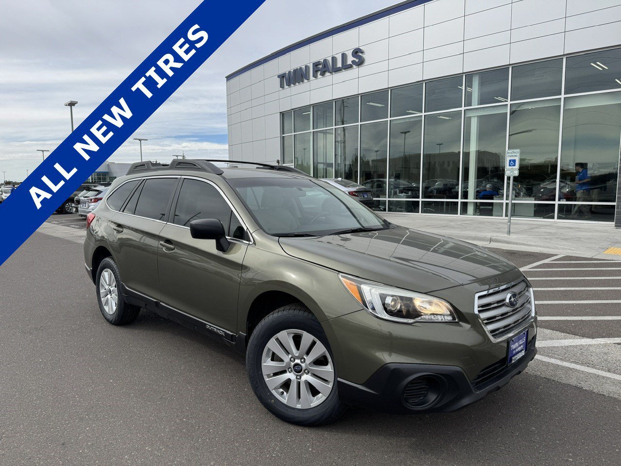 2017 Subaru Outback Base