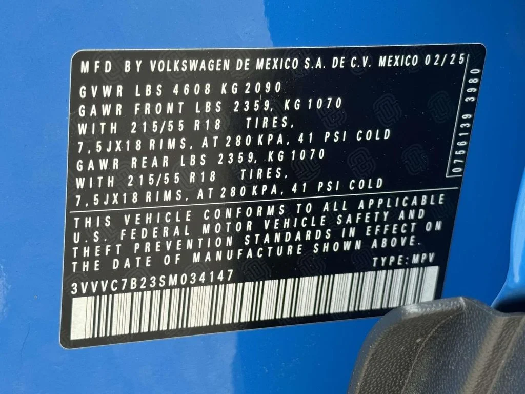 Used 2025 Blue Volkswagen 1.5T SE image 30