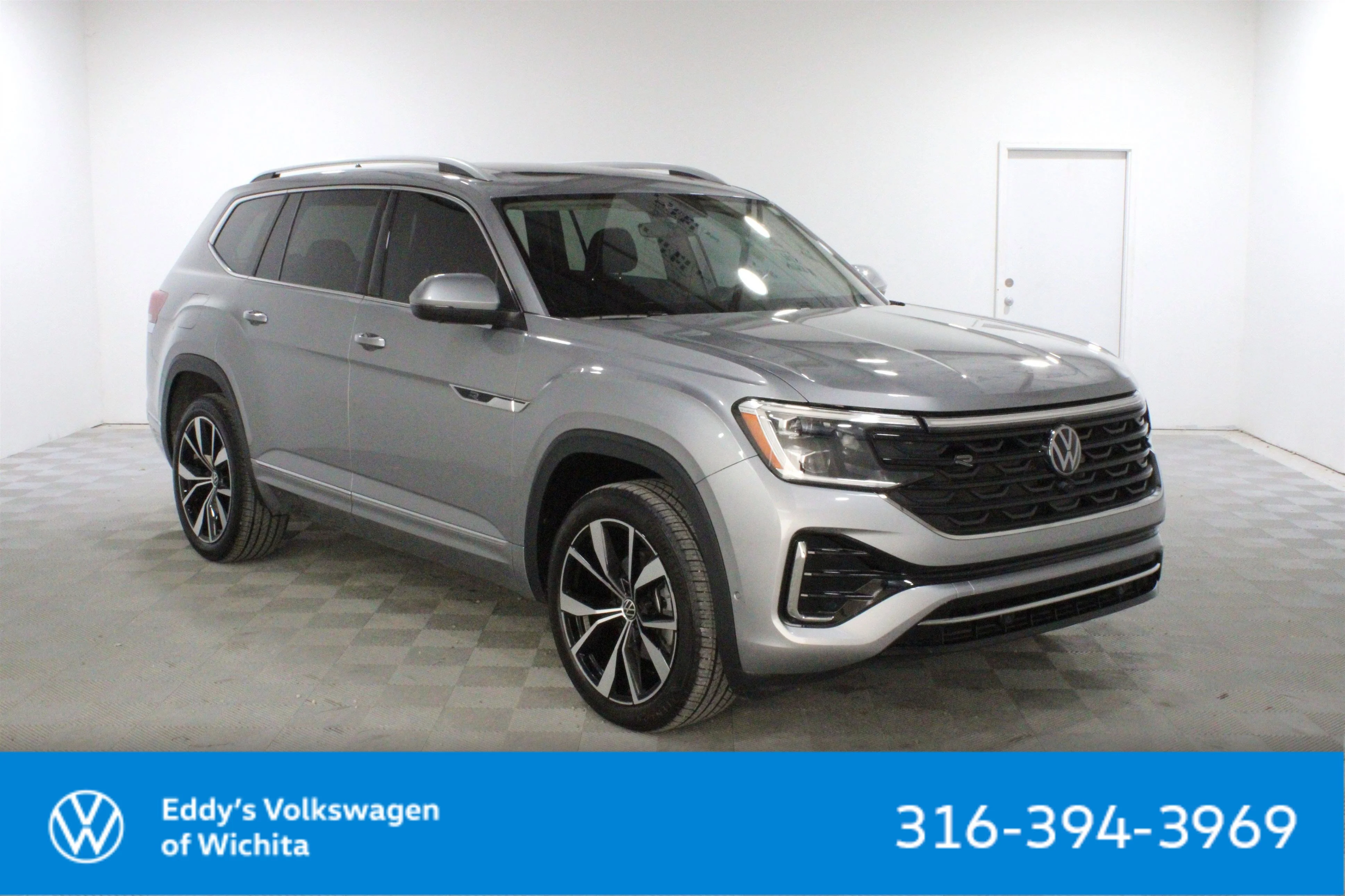 2024 Volkswagen Atlas 2.0T SEL Premium R-Line 4MOTION's photo